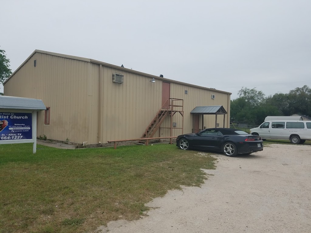Grace Baptist Church | 1007 N Adams St, Alice, TX 78332, USA | Phone: (361) 664-1227