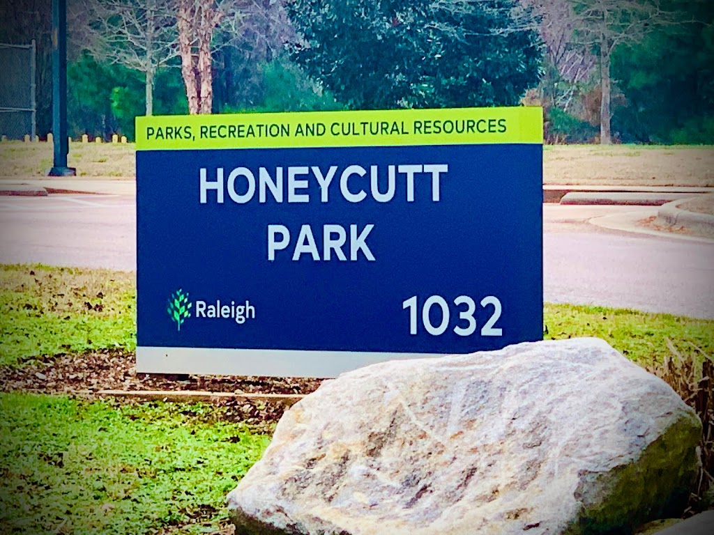 Honeycutt Park | 1032 Clear Creek Farm Dr, Raleigh, NC 27615, USA | Phone: (919) 996-4156