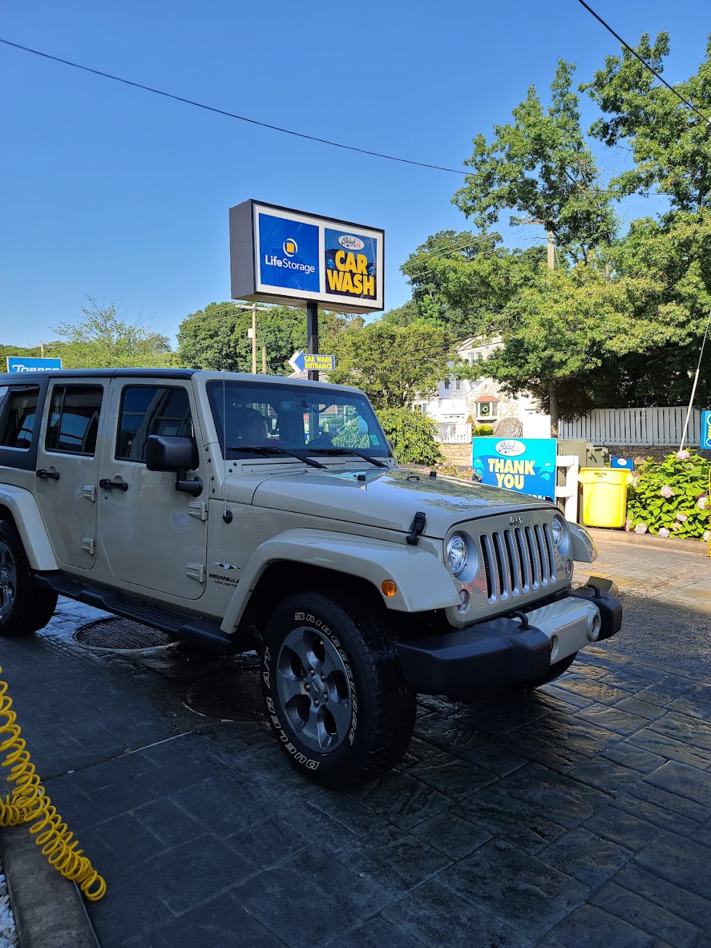 Splash Car Wash | 649 Hope St, Stamford, CT 06907 | Phone: (203) 975-8600