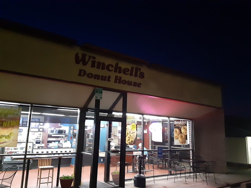 Winchells | 2905 S 120th St, Omaha, NE 68144, USA | Phone: (402) 334-5140