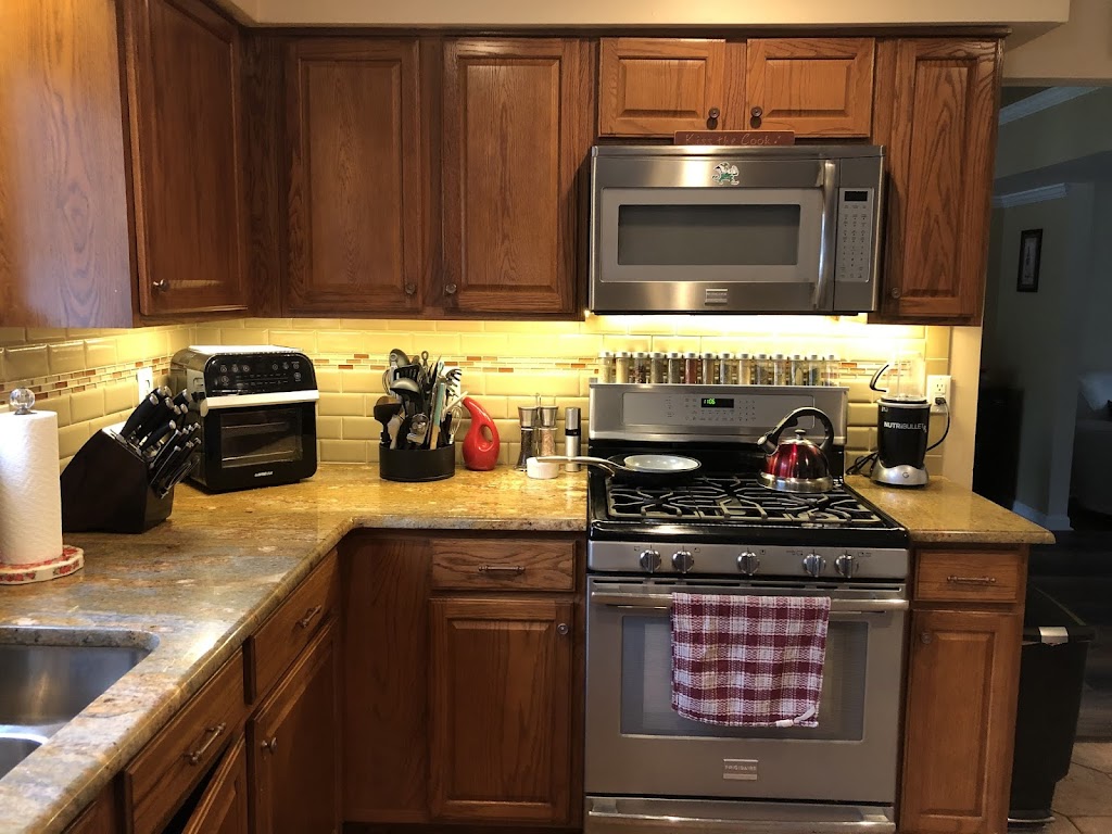 Wepaintkitchencabinets.com | 26 Broad St, Medford, NJ 08055, USA | Phone: (609) 915-3582