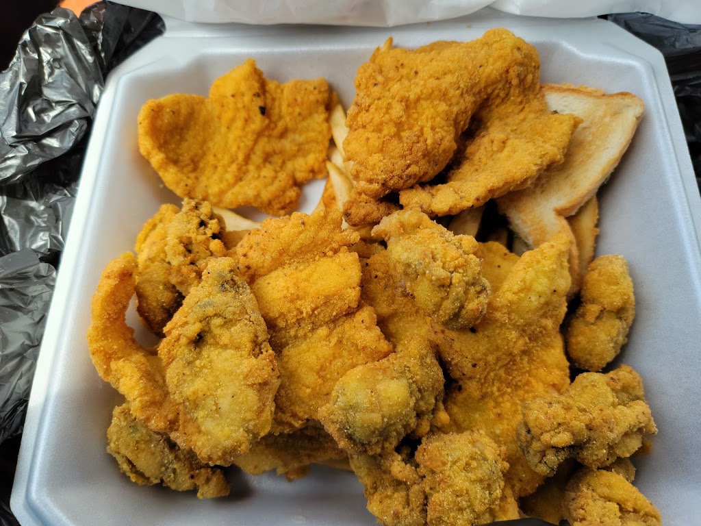 Fatboys Seafood Kitchen | 30226 US-51, Ponchatoula, LA 70454 | Phone: (985) 386-5823