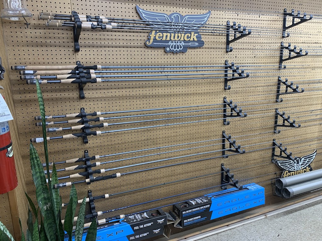 Schwartzs Bait & Tackle | 118 Cicero Rd, Noblesville, IN 46060, USA | Phone: (317) 776-0129