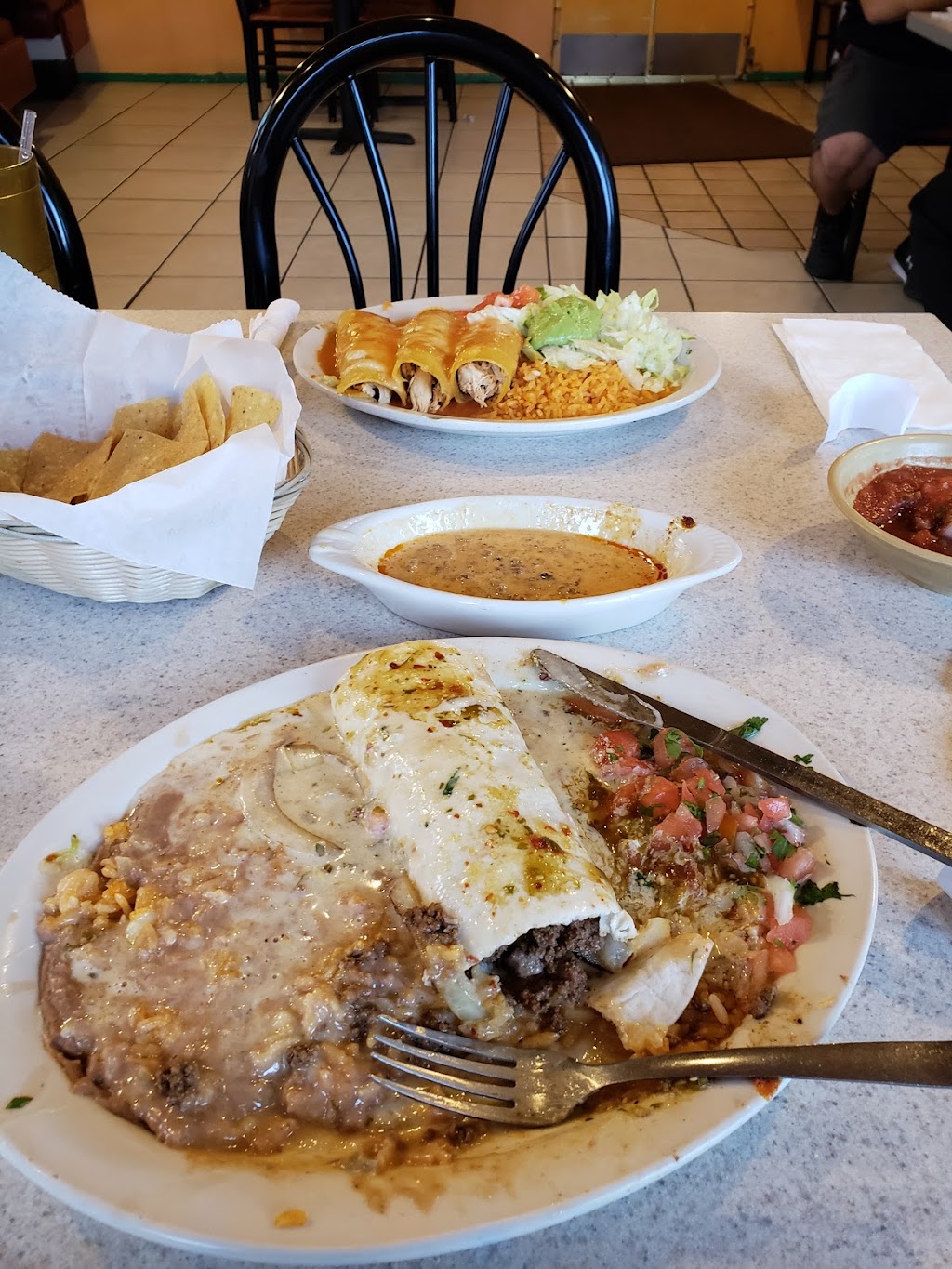 El Patio Mexican Restaurant | 7622 Highland Rd, Waterford Twp, MI 48327, USA | Phone: (248) 666-5231