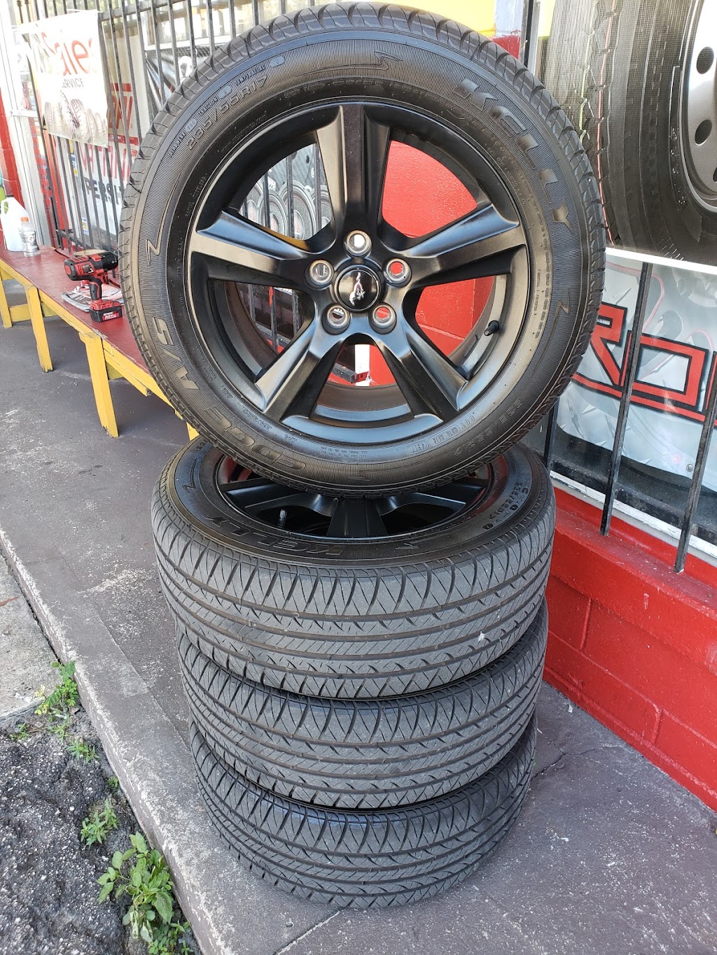 863 tires shop | 3006 Avenue G NW, Winter Haven, FL 33880 | Phone: (863) 473-2556