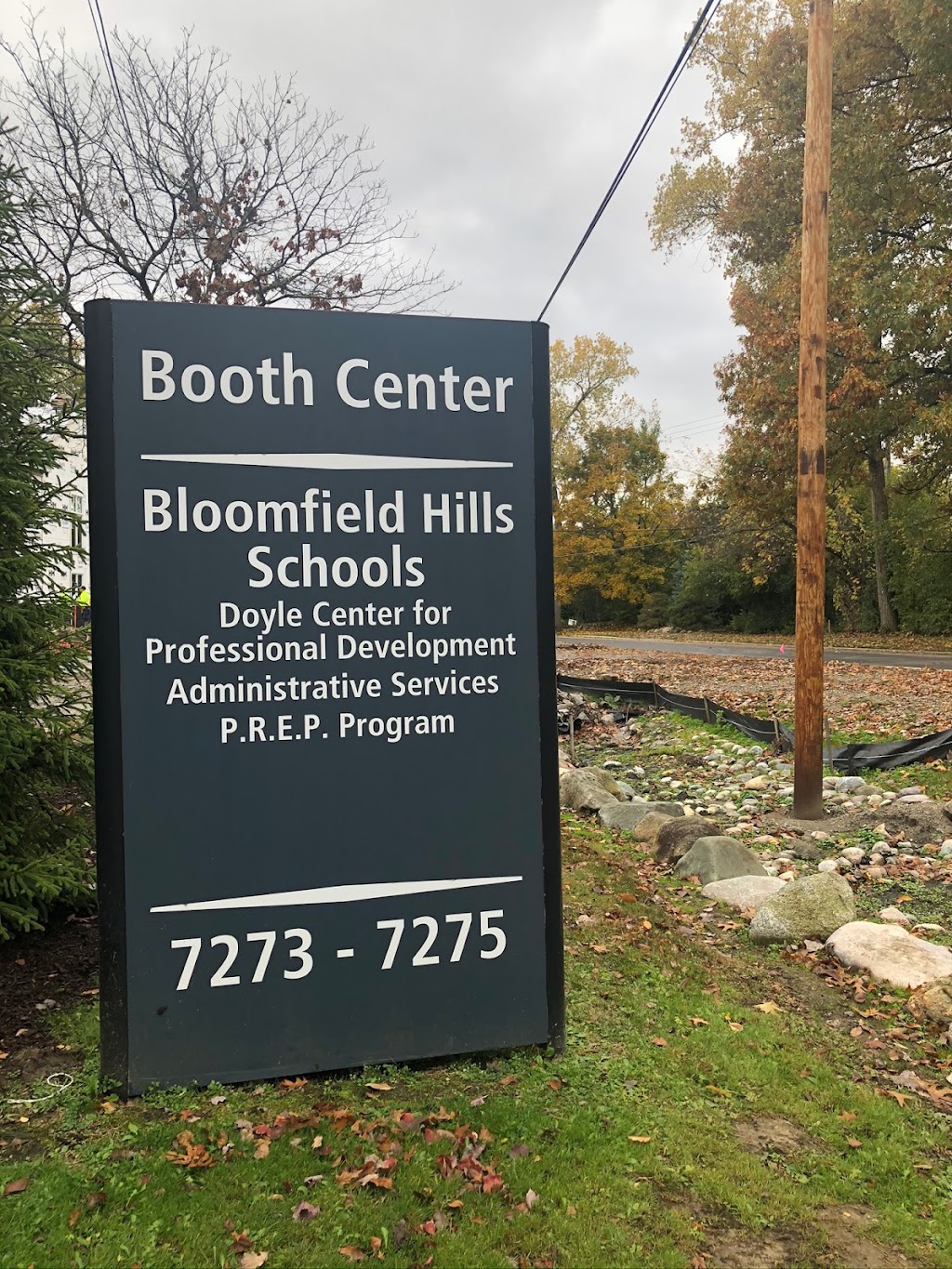 Bloomfield Hills Schools - Booth Center | 7273 Wing Lake Rd, Bloomfield Hills, MI 48301, USA | Phone: (248) 341-5400