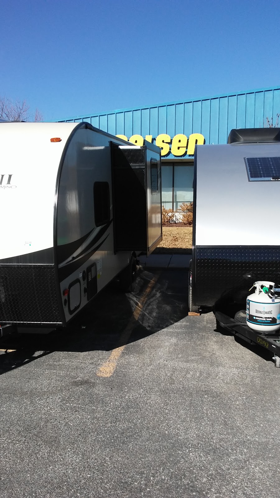 AC Nelsen RV World - Omaha | 11818 L St, Omaha, NE 68137, USA | Phone: (402) 333-1122