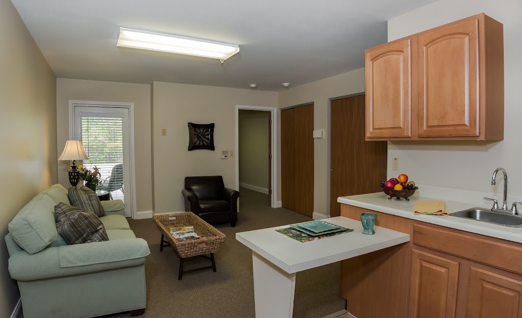 Twin Oaks Estate in 707 Emge Rd, O'Fallon, MO 63366, USA