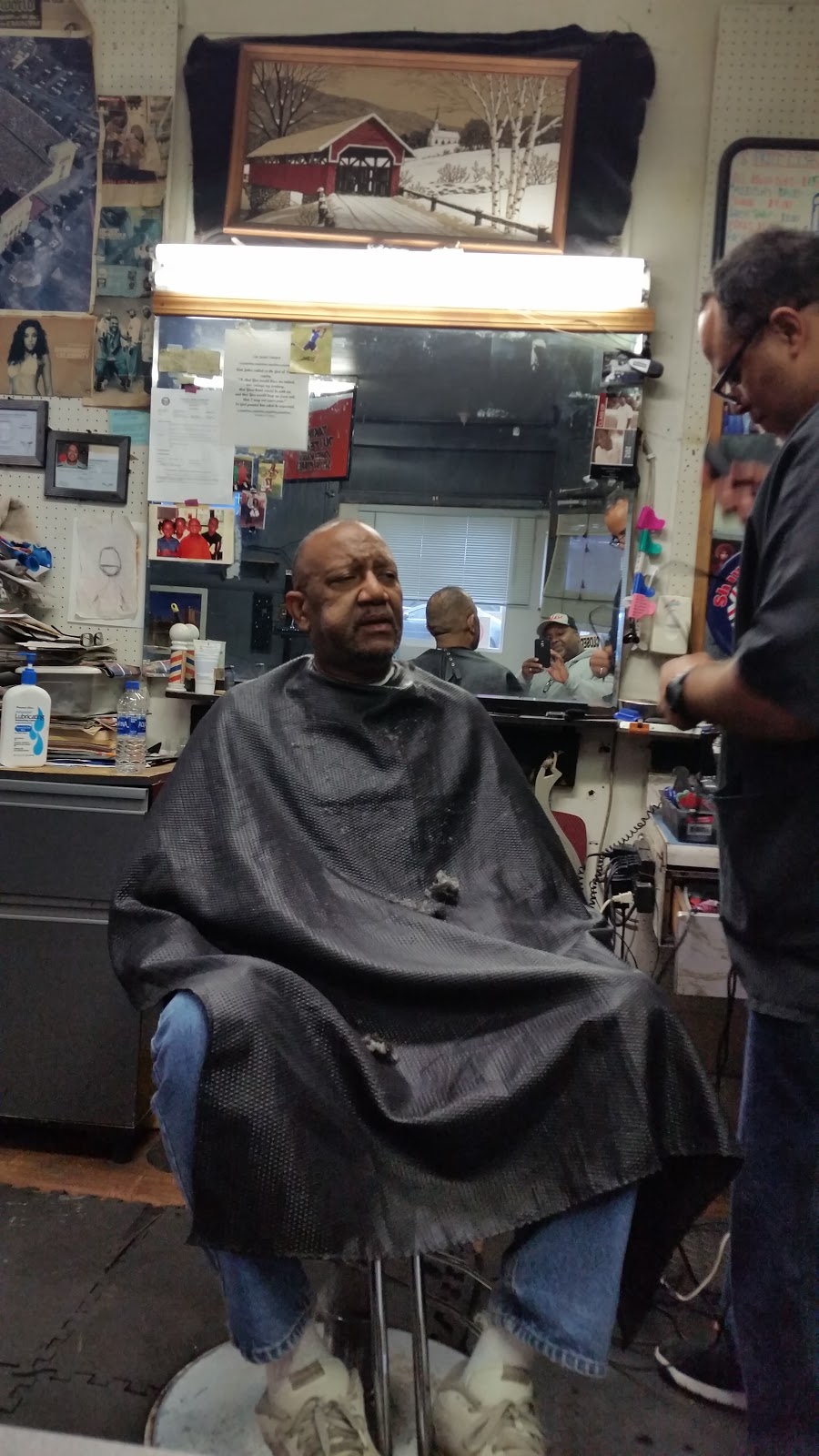 B Js Barber Shop | 1333 W Adams St, Steubenville, OH 43952, USA | Phone: (740) 282-6533