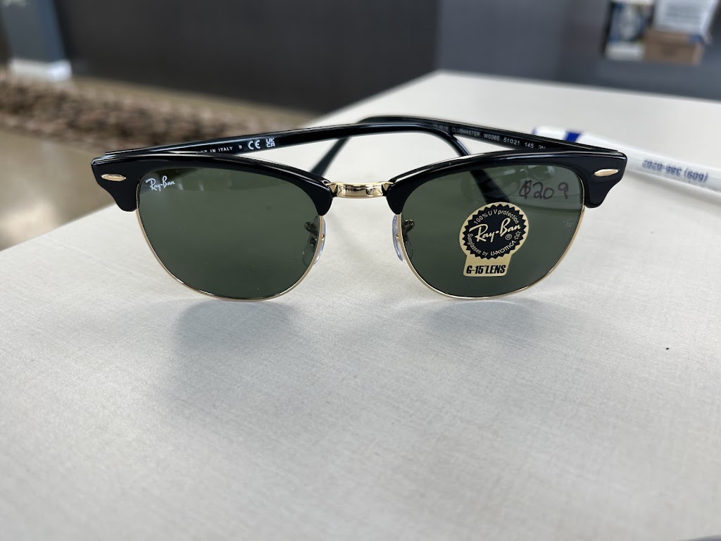 Dr.s Eyecare Center | 4423 US-130, Burlington, NJ 08016, USA | Phone: (609) 386-0202