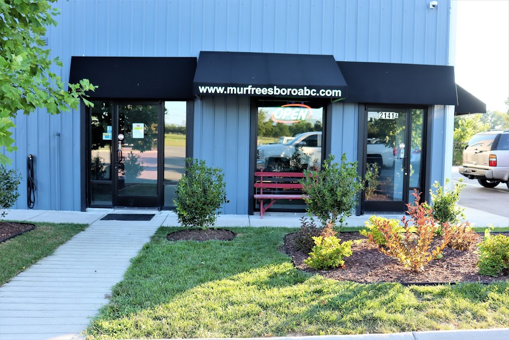 Murfreesboro Auto Body Collision Center | 2141 NW Broad St, Murfreesboro, TN 37129 | Phone: (615) 962-9175