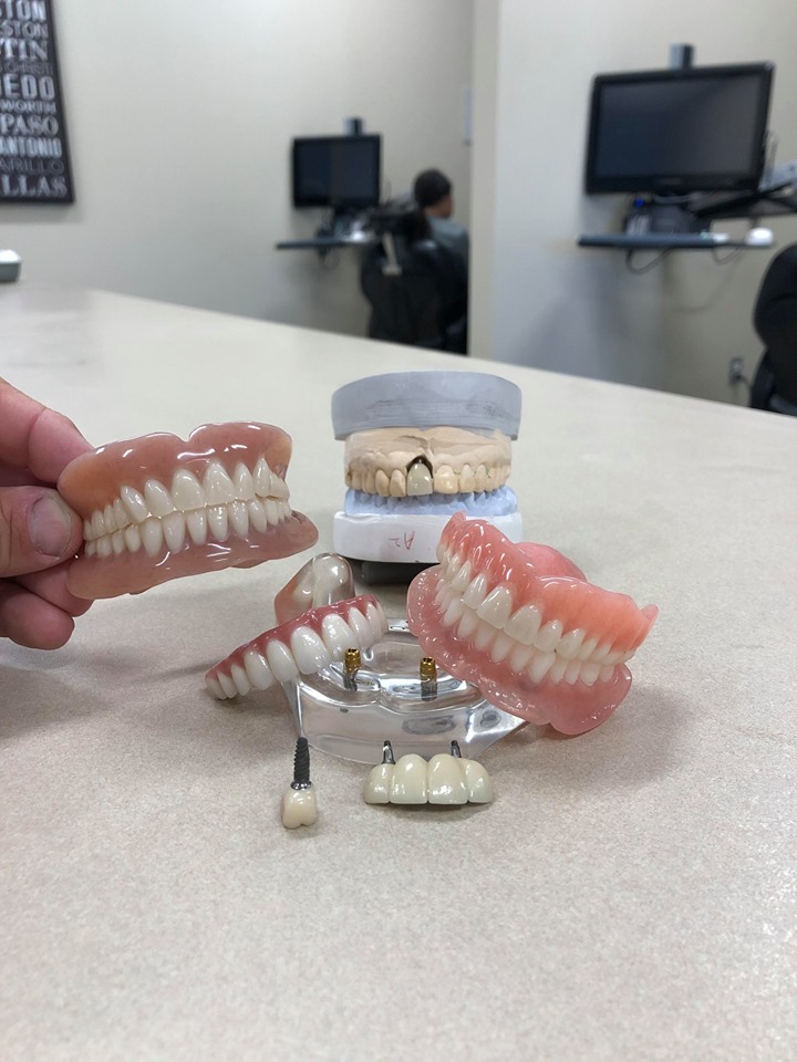 DDS Dentures + Implant Solutions of Manor | 12700 Lexington St Ste 220, Manor, TX 78653, USA | Phone: (512) 648-6995