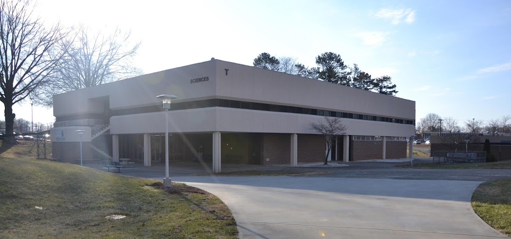 Surry Early College High School | 630 S Main St, Dobson, NC 27017 | Phone: (336) 386-3621