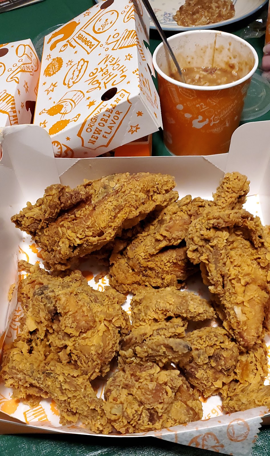 Popeyes Louisiana Kitchen | 10125 State Line Rd, Kansas City, MO 64114, USA | Phone: (816) 942-5757