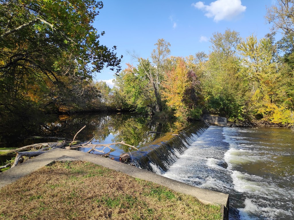 Benton Dam ‒ River Preserve County Park | 68552 Co Rd 31, New Paris, IN 46553, USA | Phone: (574) 535-6458