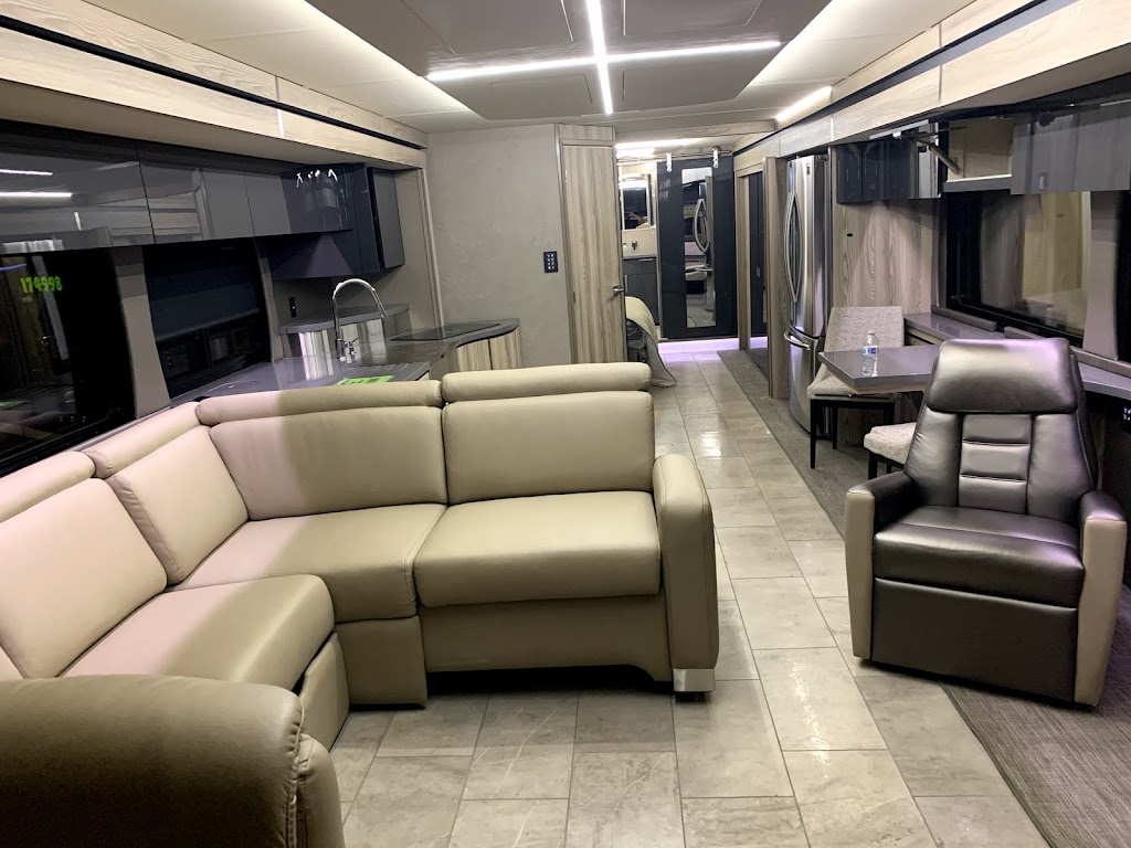 La Mesa RV Sales West Sacramento | 1060 Riverside Pkwy, West Sacramento, CA 95605, USA | Phone: (833) 626-2138