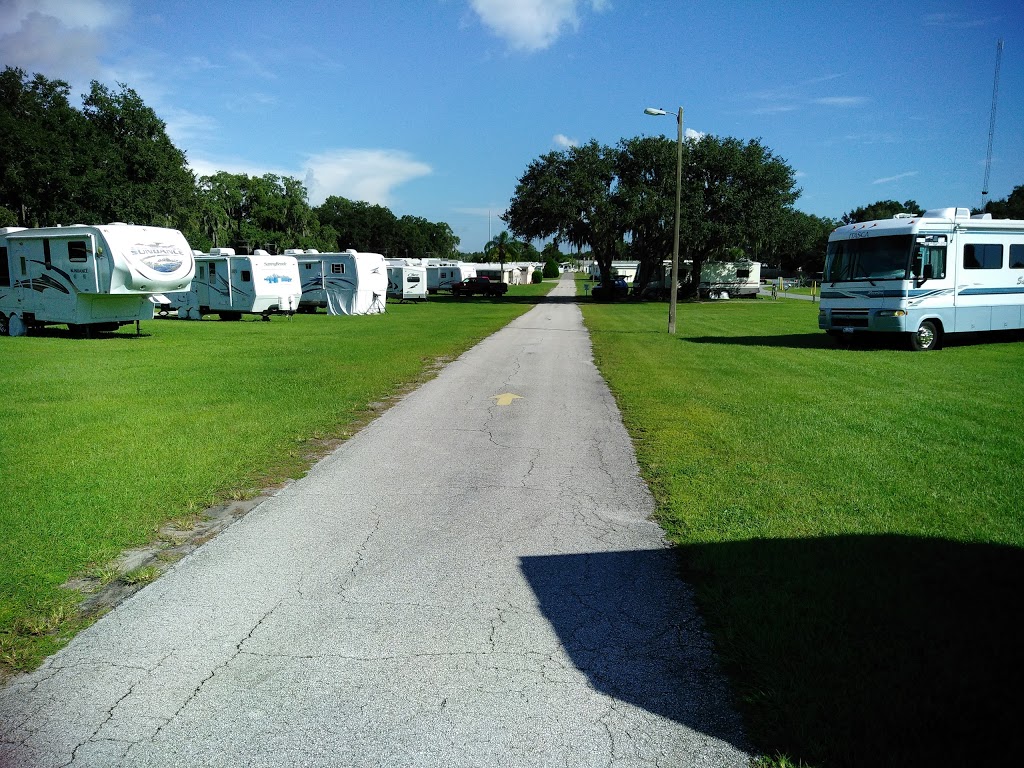 Zephyr Palms RV Resort | 35120 FL-54, Zephyrhills, FL 33541, USA | Phone: (813) 782-5610