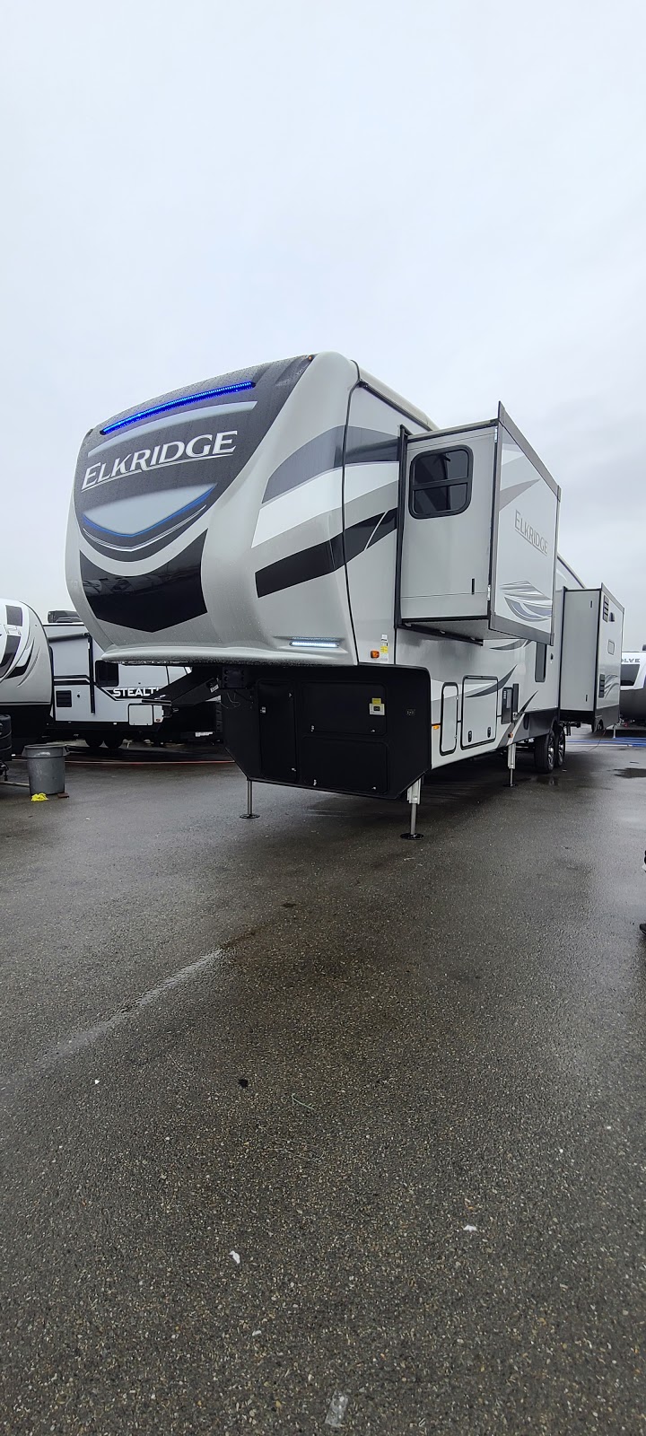 Baydos RV Center | 4819 20th St E, Fife, WA 98424, USA | Phone: (253) 896-4500