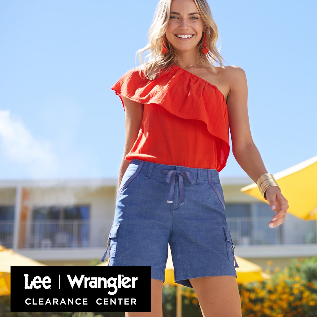 Lee Wrangler Clearance Center | 7051 S Desert Blvd Suite H-89, Canutillo, TX 79835 | Phone: (915) 877-4004