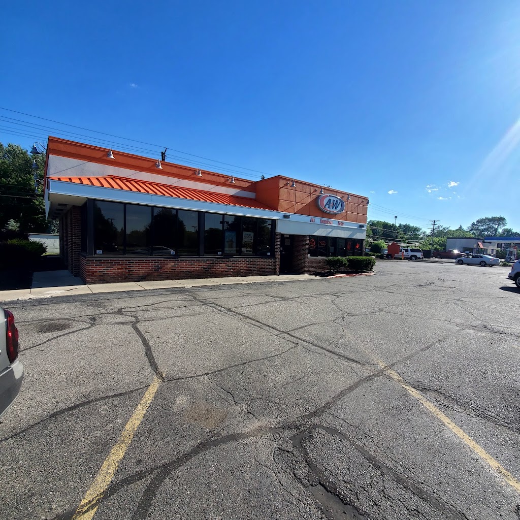 A&W Restaurant | 32227 Ford Rd, Garden City, MI 48135, USA | Phone: (734) 261-8160