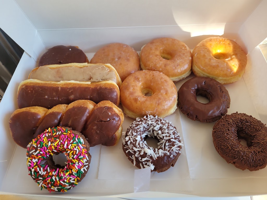 New Donut | 1500 E Vernon Ave, Los Angeles, CA 90011, USA | Phone: (323) 846-6666