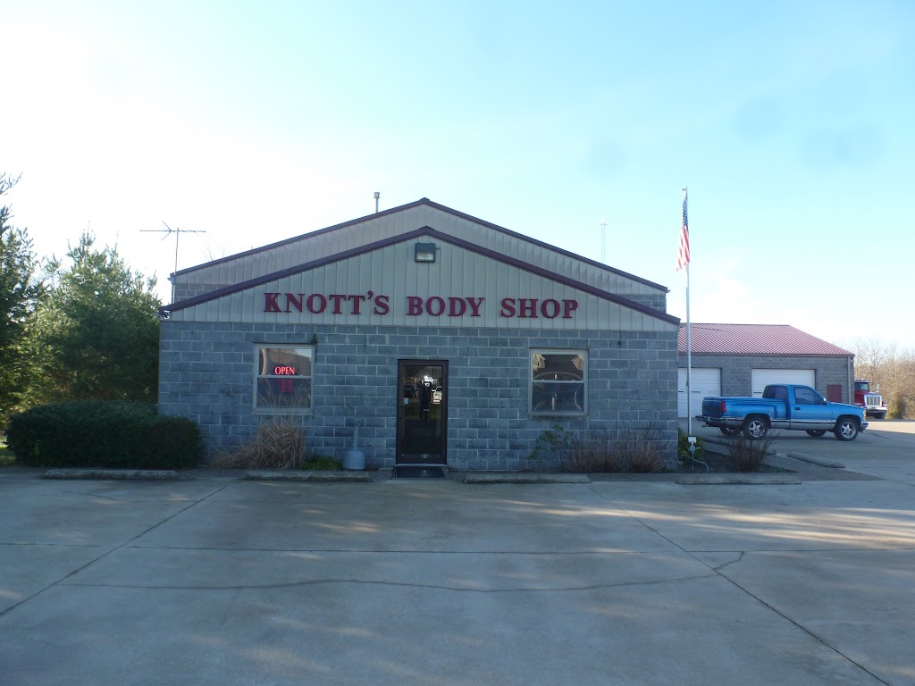 Knotts Body Shop & Glass | 999 Lawrence St, Brandenburg, KY 40108, USA | Phone: (270) 422-1202
