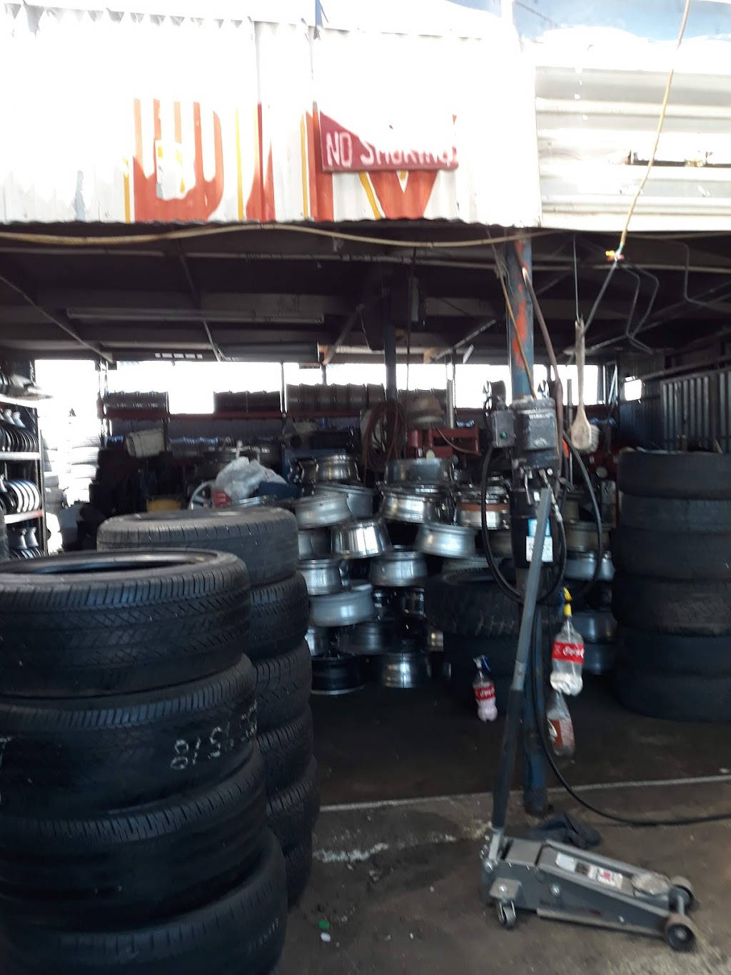 B&G Tire Shop | 3308 W Buckeye Rd, Phoenix, AZ 85009, USA | Phone: (602) 518-0602