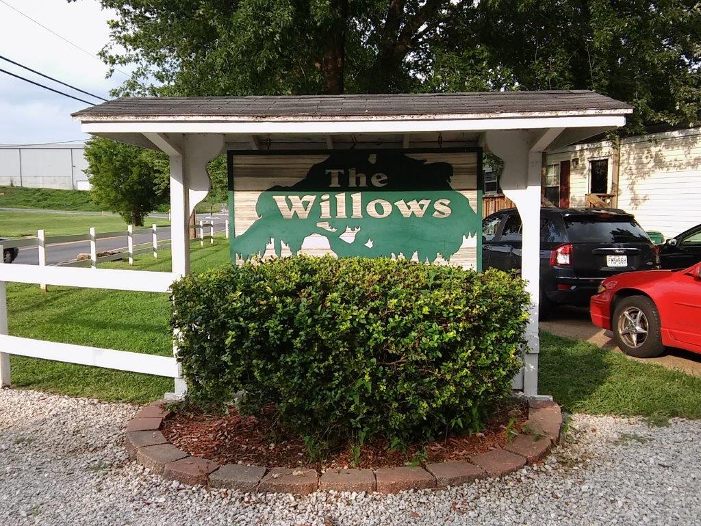 The Willows | 783 Willow Bend Pl, Fenton, MO 63026, USA | Phone: (636) 333-3883