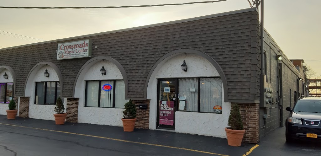 Crossroads Music Center | 6816 Main St, Williamsville, NY 14221, USA | Phone: (716) 632-3555