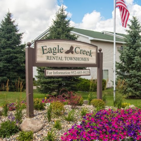 Eagle Creek Townhomes | 700 Sarazin St, Shakopee, MN 55379, USA | Phone: (952) 445-8020