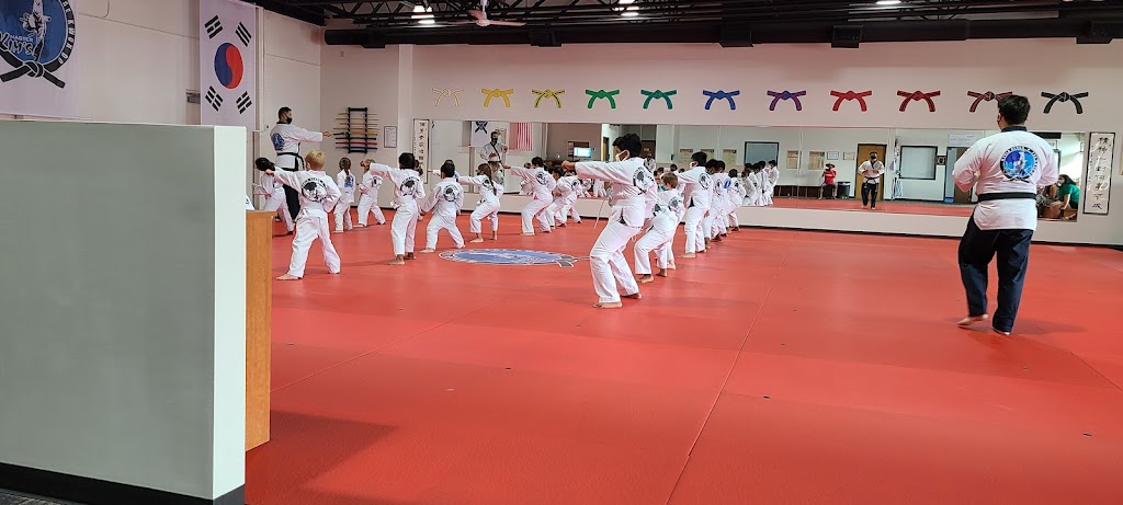 Master Kims World Class Tae Kwon Do | 1815 Radio Dr, Woodbury, MN 55125, USA | Phone: (651) 731-0303