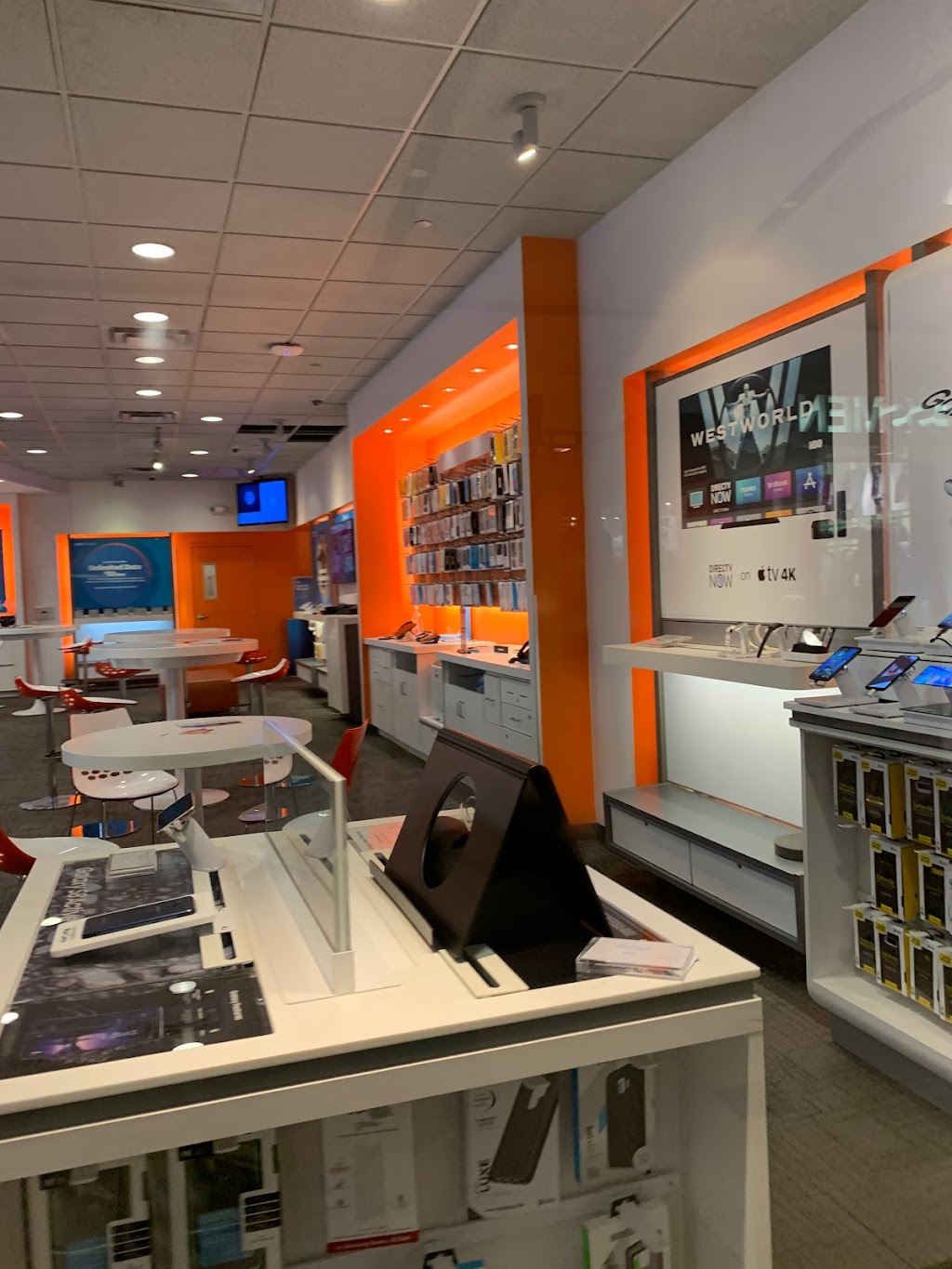 AT&T Store | 241 Exton Square Pkwy, Exton, PA 19341, USA | Phone: (610) 363-9300