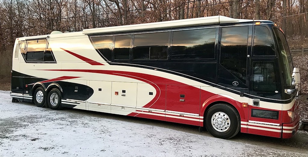 Northeast Luxury Coach | 312 Mitchell Hill Rd, Butler, PA 16002, USA | Phone: (724) 256-8275