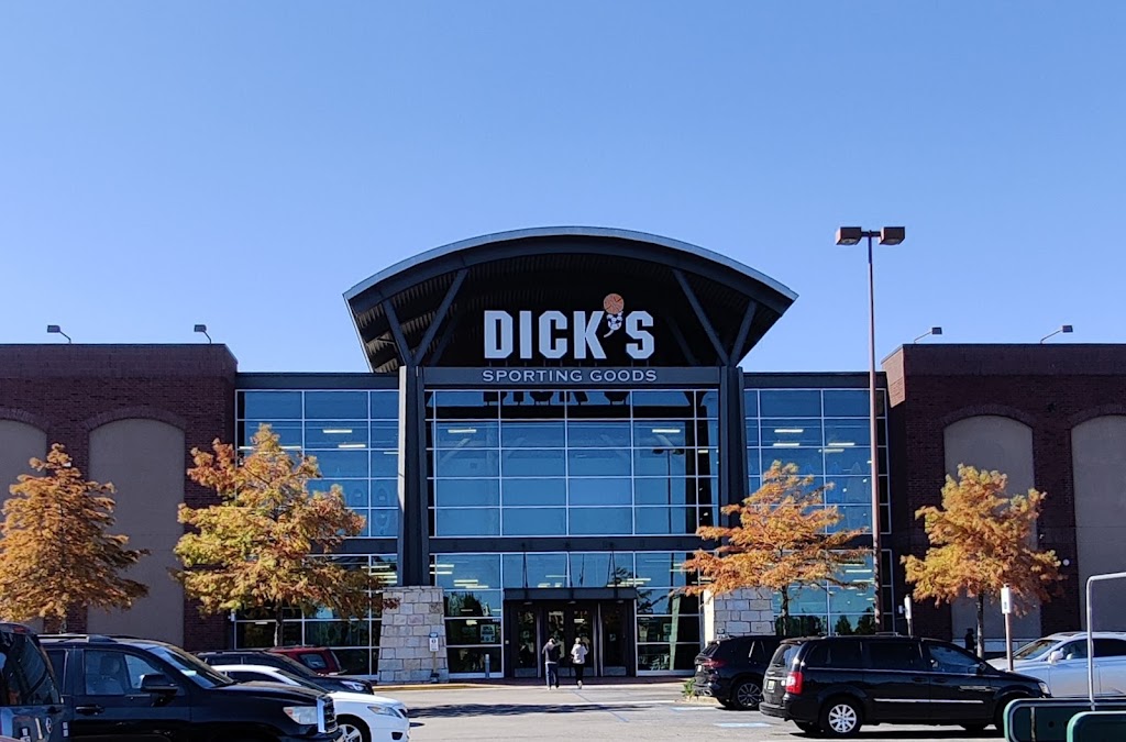 DICKS Sporting Goods | 4401 Creekside Ave, Hoover, AL 35244, USA | Phone: (205) 909-1400