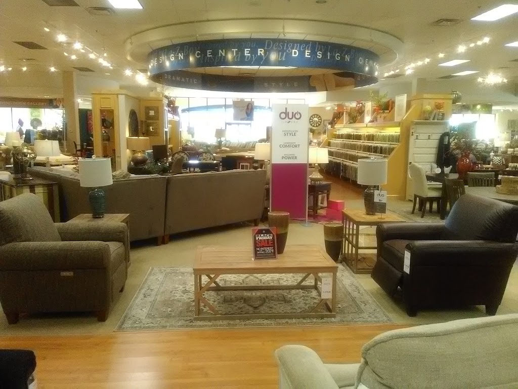 La-Z-Boy Furniture Galleries | 5330 E Southport Rd, Indianapolis, IN 46237, USA | Phone: (317) 898-2209