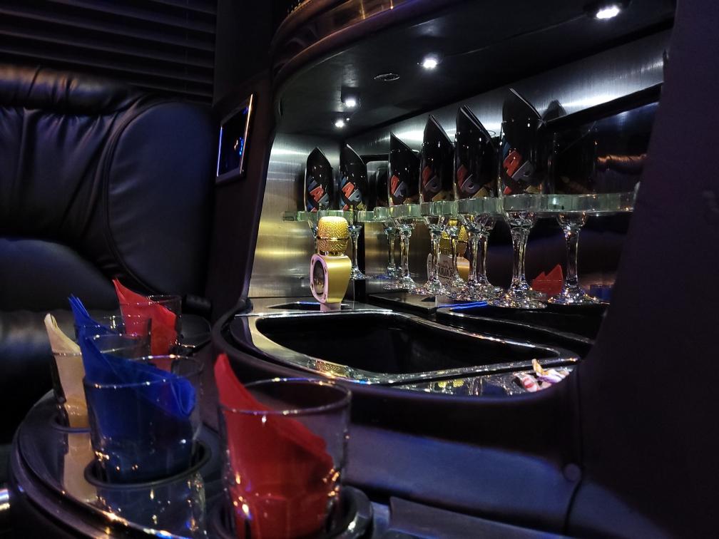 Champion Limo Service | Sunset Ave, Suisun City, CA 94585, USA | Phone: (707) 384-8504