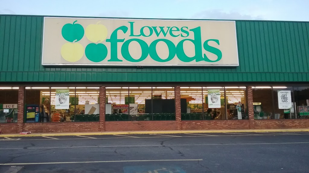 Lowes Foods of Denton | 17525 NC-109, Denton, NC 27239, USA | Phone: (336) 859-2410