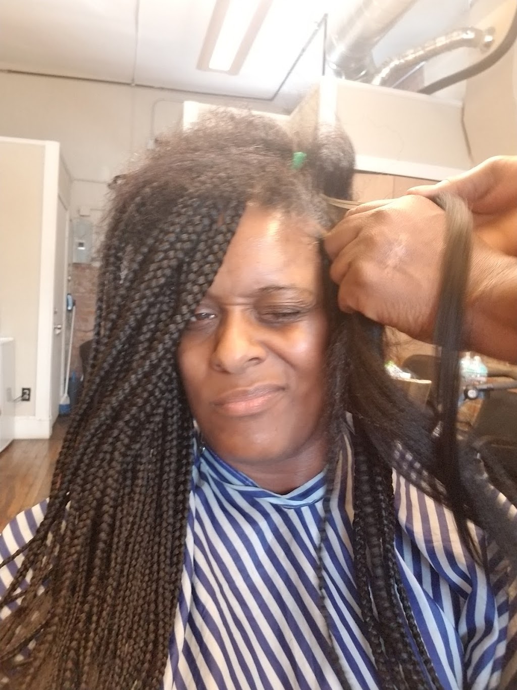 Olivias Hair Braiding | 4107 Troost Ave, Kansas City, MO 64110, USA | Phone: (816) 960-1577