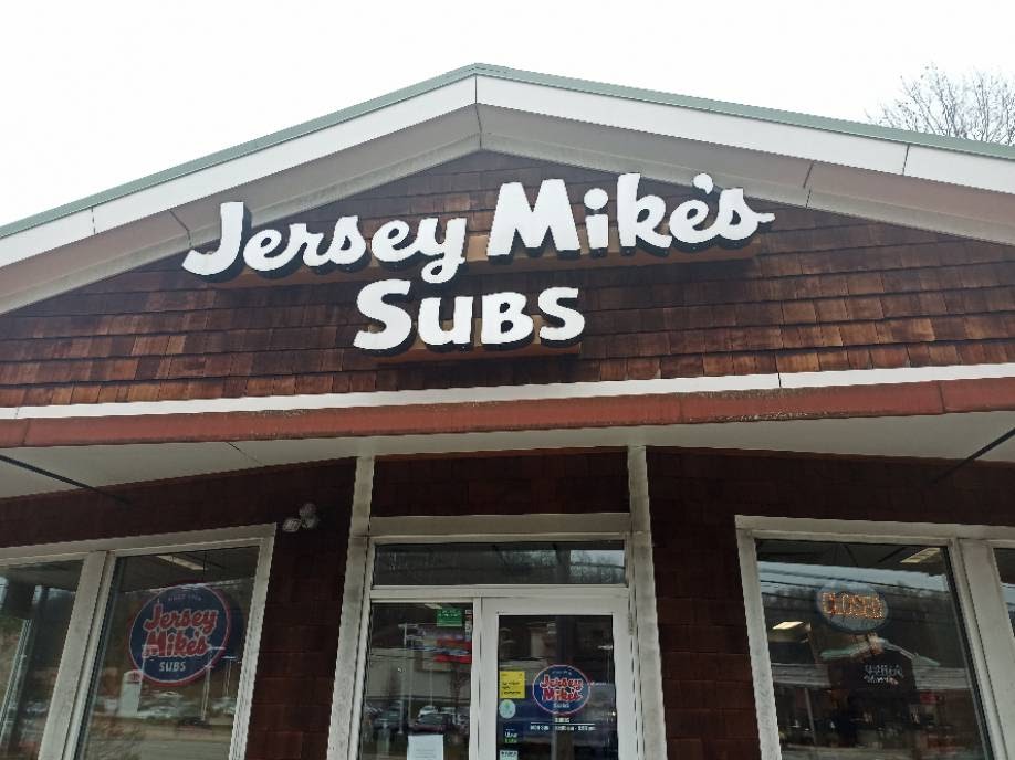 Jersey Mikes Subs | 7390 McKnight Rd, Pittsburgh, PA 15237, USA | Phone: (412) 366-0891