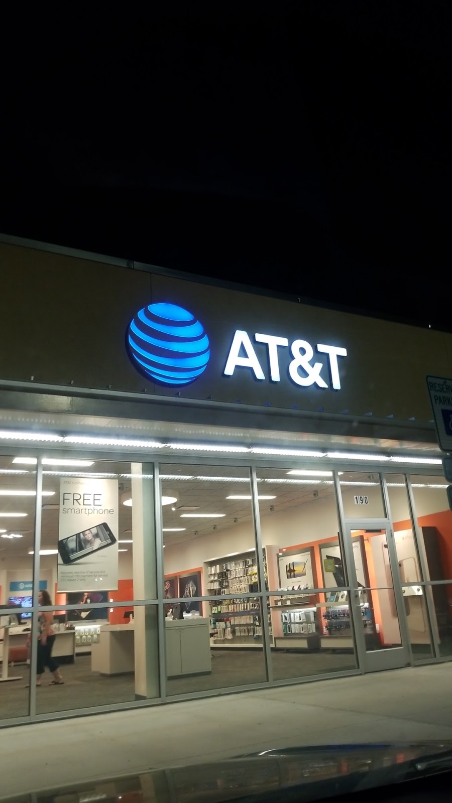 AT&T Store | 5002 Gattis School Rd Suite 190, Hutto, TX 78634, USA | Phone: (512) 677-6990