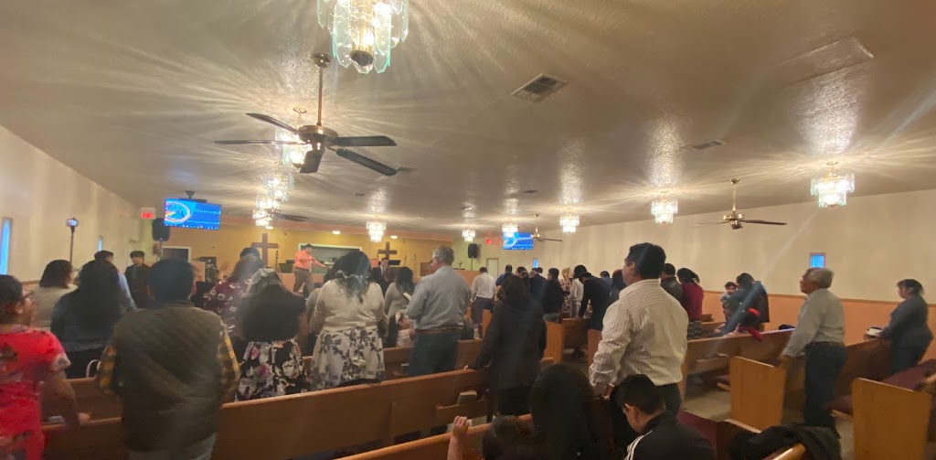 Iglesia Apostólica de Restauración y Vida Nueva | 821 E Miller Rd, Garland, TX 75040, USA | Phone: (214) 293-0892