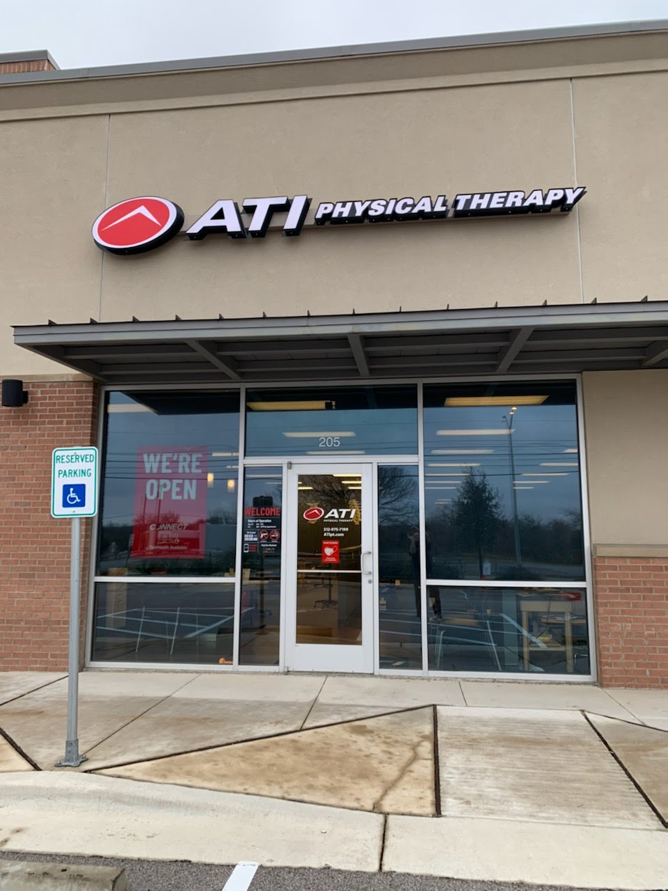 ATI Physical Therapy | 2250 E Palm Valley Blvd Ste 205, Round Rock, TX 78665, USA | Phone: (512) 975-7199