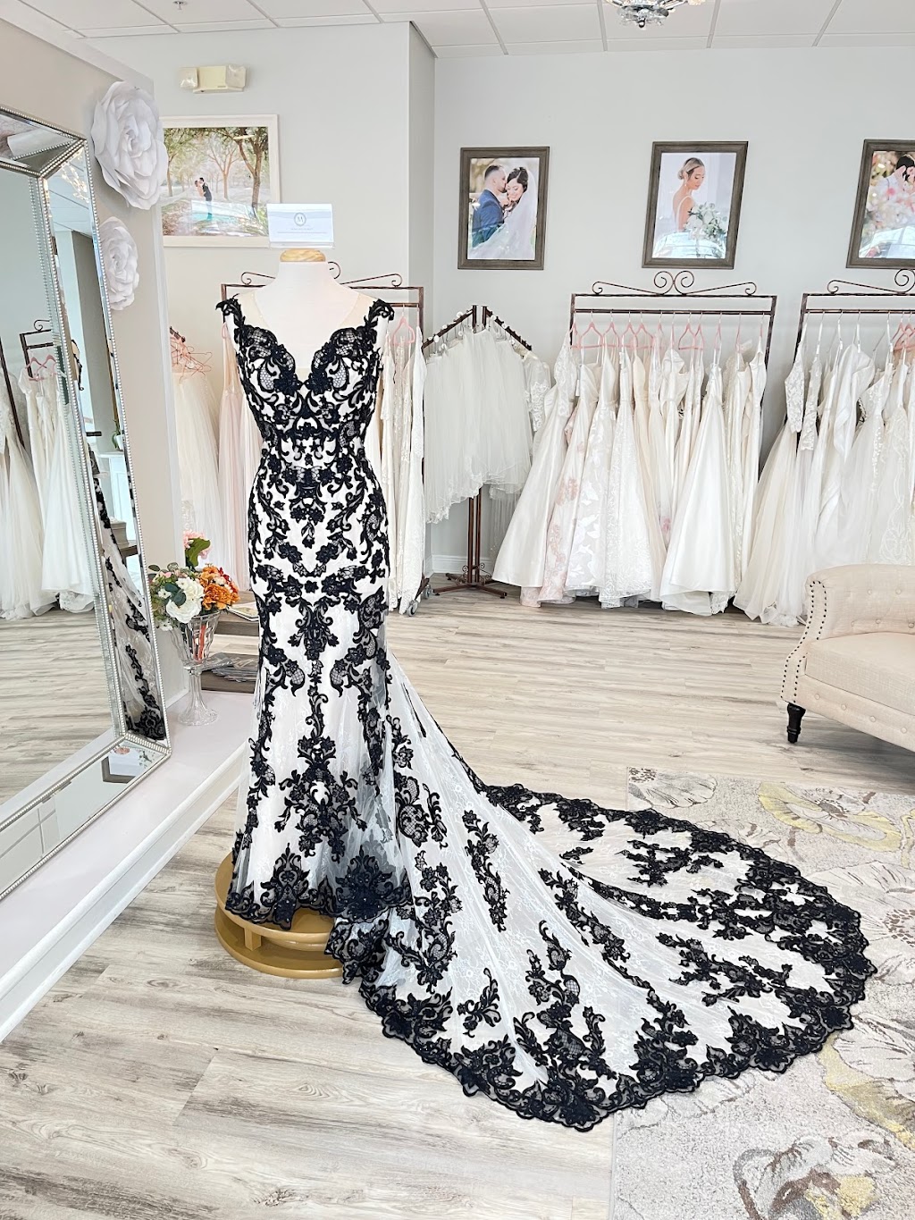 White Blossom Bridal | 4844 New Broad St, Orlando, FL 32814, USA | Phone: (407) 704-7366