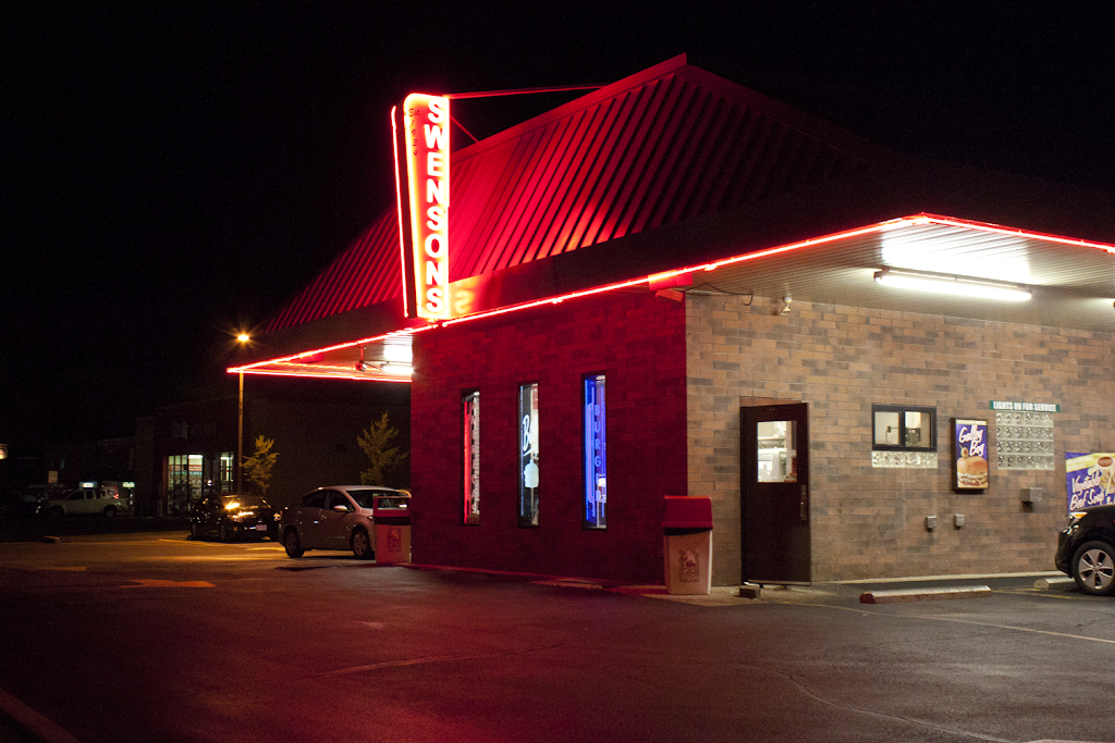 Swensons Drive-In | 7635 Broadview Rd, Seven Hills, OH 44131, USA | Phone: (216) 986-1934