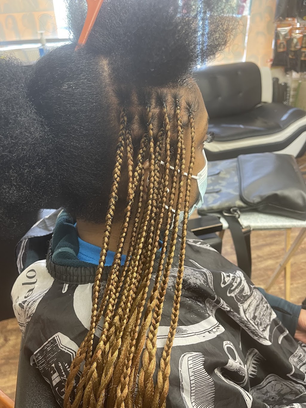 Abi African Hair Braiding | 701 Chambers Rd, St. Louis, MO 63137, USA | Phone: (314) 755-9261