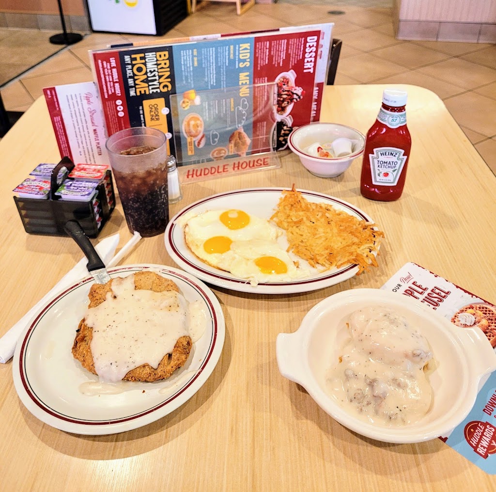 Huddle House | 9810 Perrin Rd, Mascoutah, IL 62258, USA | Phone: (618) 566-3663