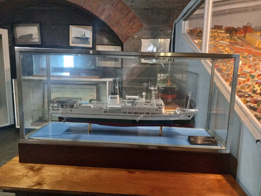 Maritime Industry Museum at Fort Schuyler in 6 Pennyfield Ave, Bronx ...