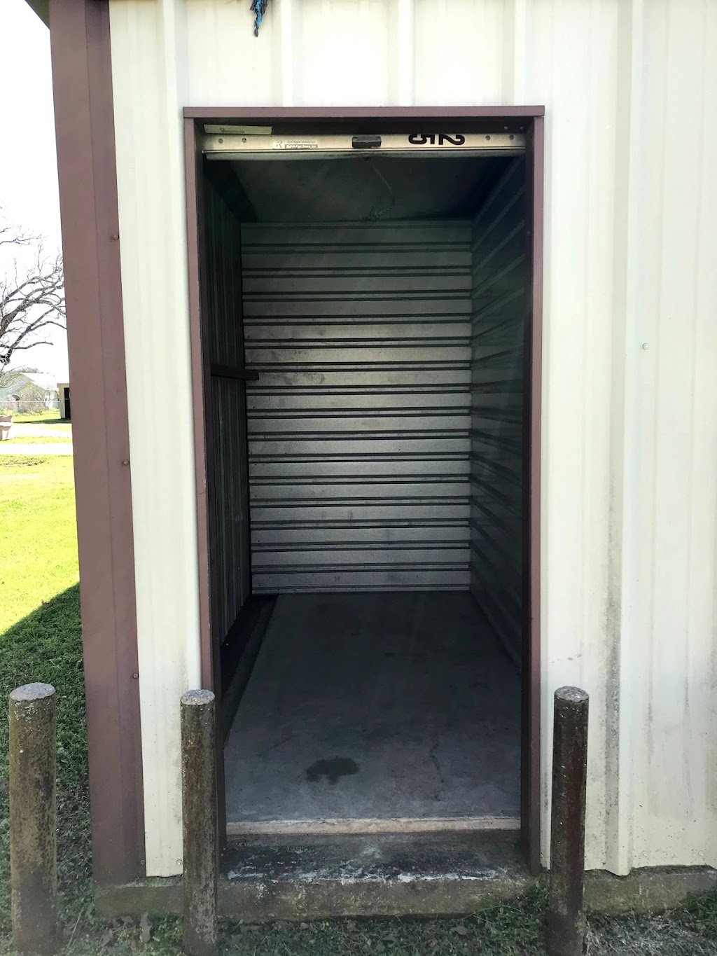 McStorage Rentals | 128 Brown Rd, McDade, TX 78650, USA | Phone: (512) 273-2578