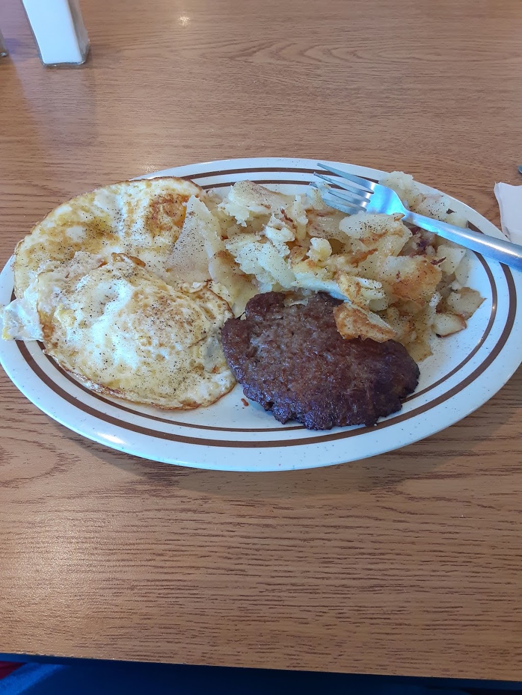 The Skillet 101 S Main St, Walbridge, OH 43465 Hours, Directions, Reviews