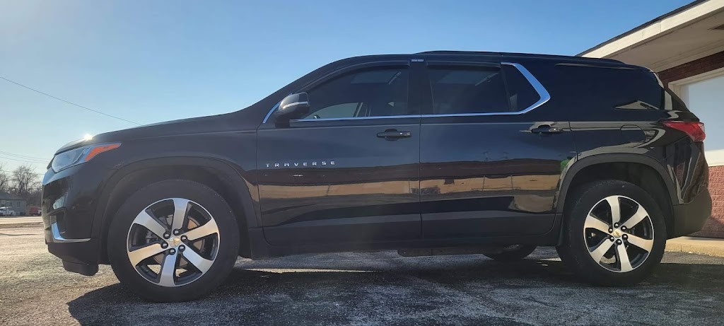 Fenix 5ive Tint and Vinyl Wraps | 125 W MacArthur Dr, Cottage Hills, IL 62018, USA | Phone: (618) 251-4221